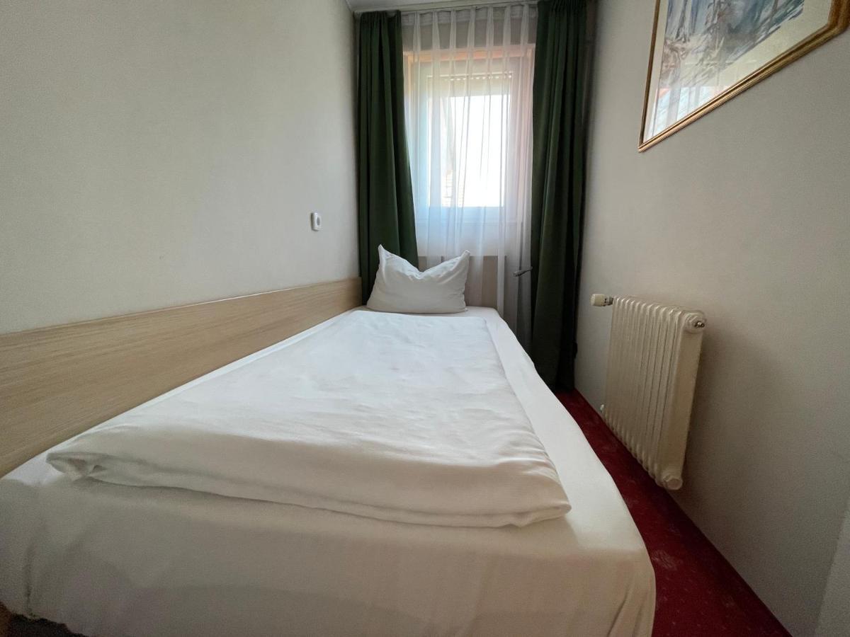 Hafner Hotel- -self Check-in Hotel Stuttgart