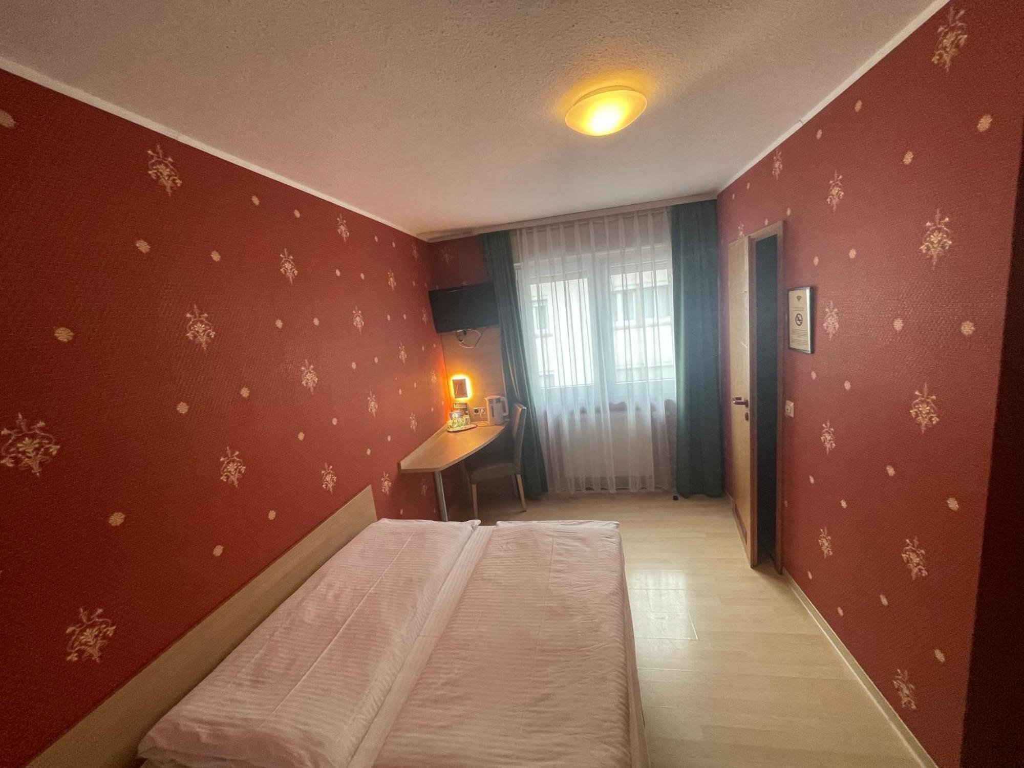 Hafner Hotel- -self Check-in